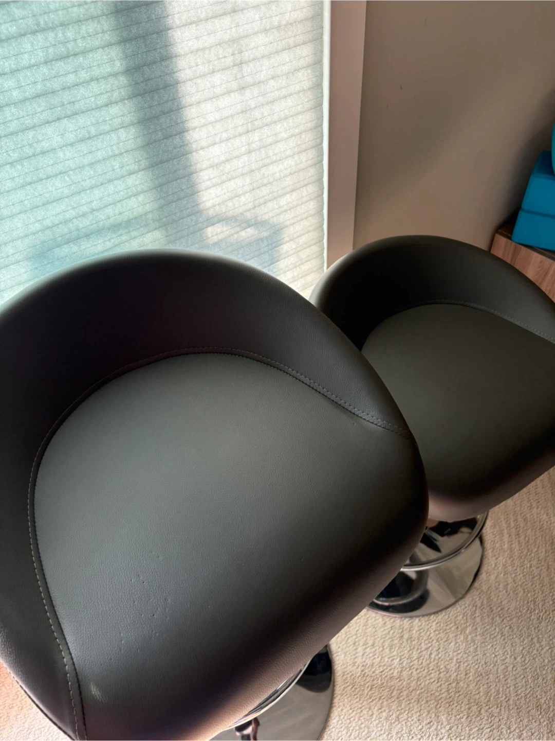 Set of Two Swivel Bar Stools - photo 5