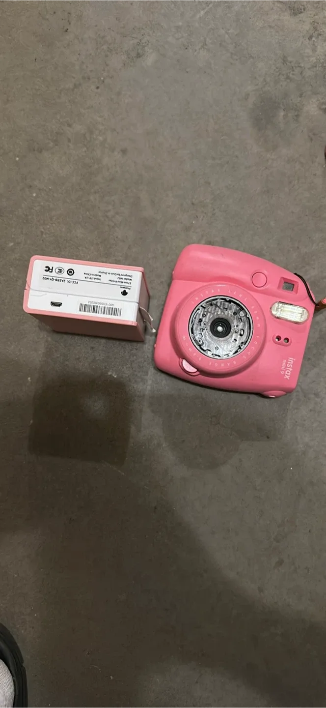 Fujifilm Instax Mini 9 Pink Camera thumbnail