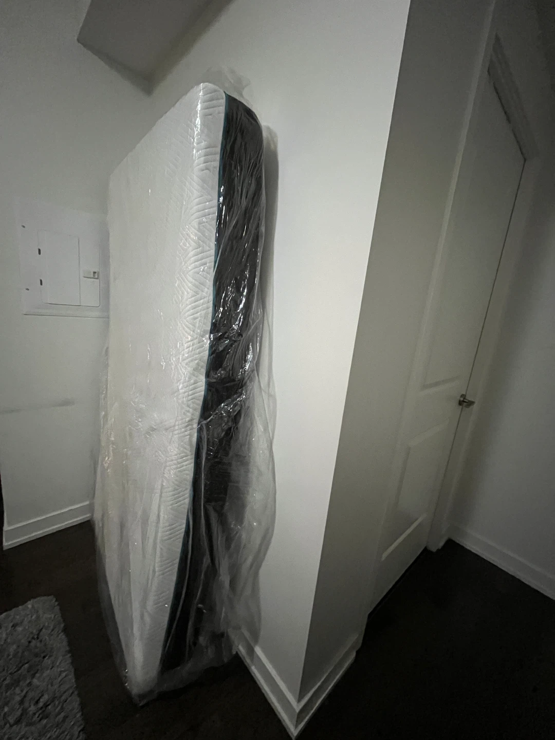 Brand New ergonomic twin size Mattress - photo 2
