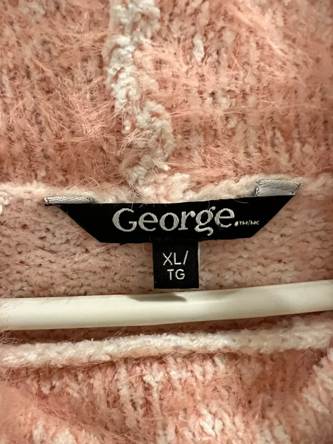 George Turtleneck Sweater - XL image indicator(2)