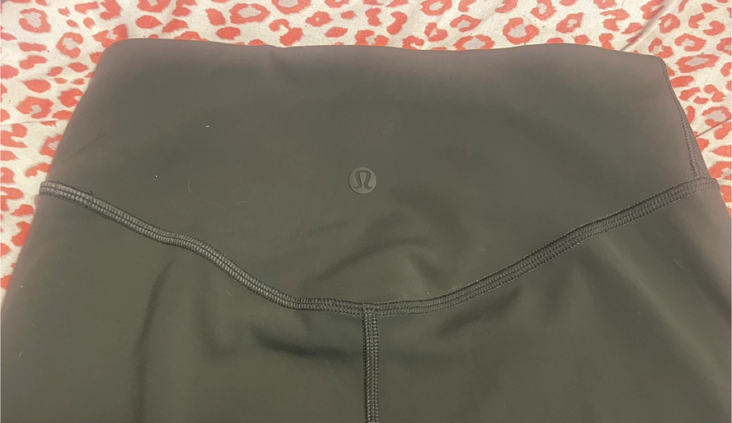 Lululemon High-Rise Green Leggings Size 4