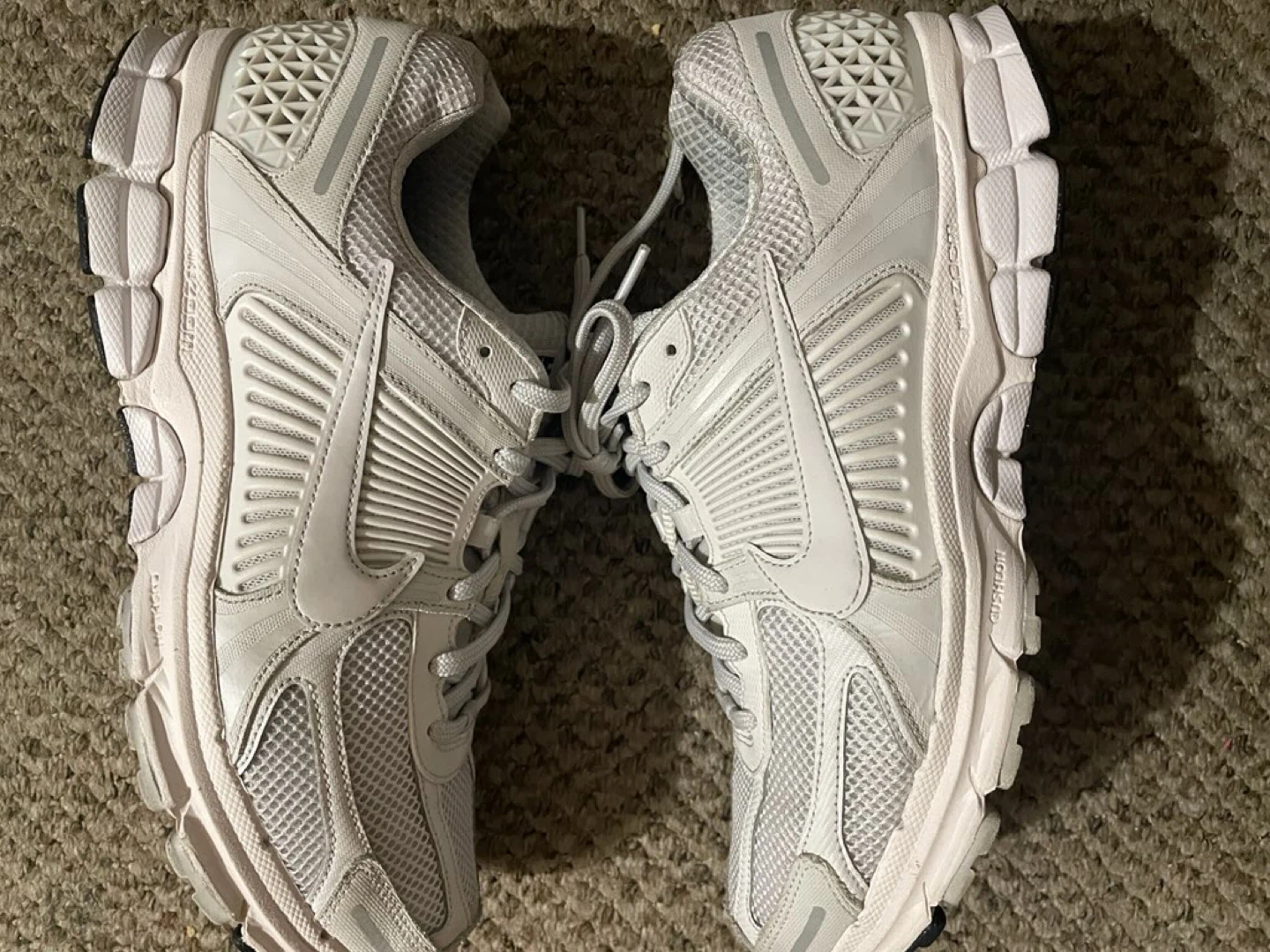 Nike Vomero 5 Light Silver/White Sneakers size 10.5 - photo 3