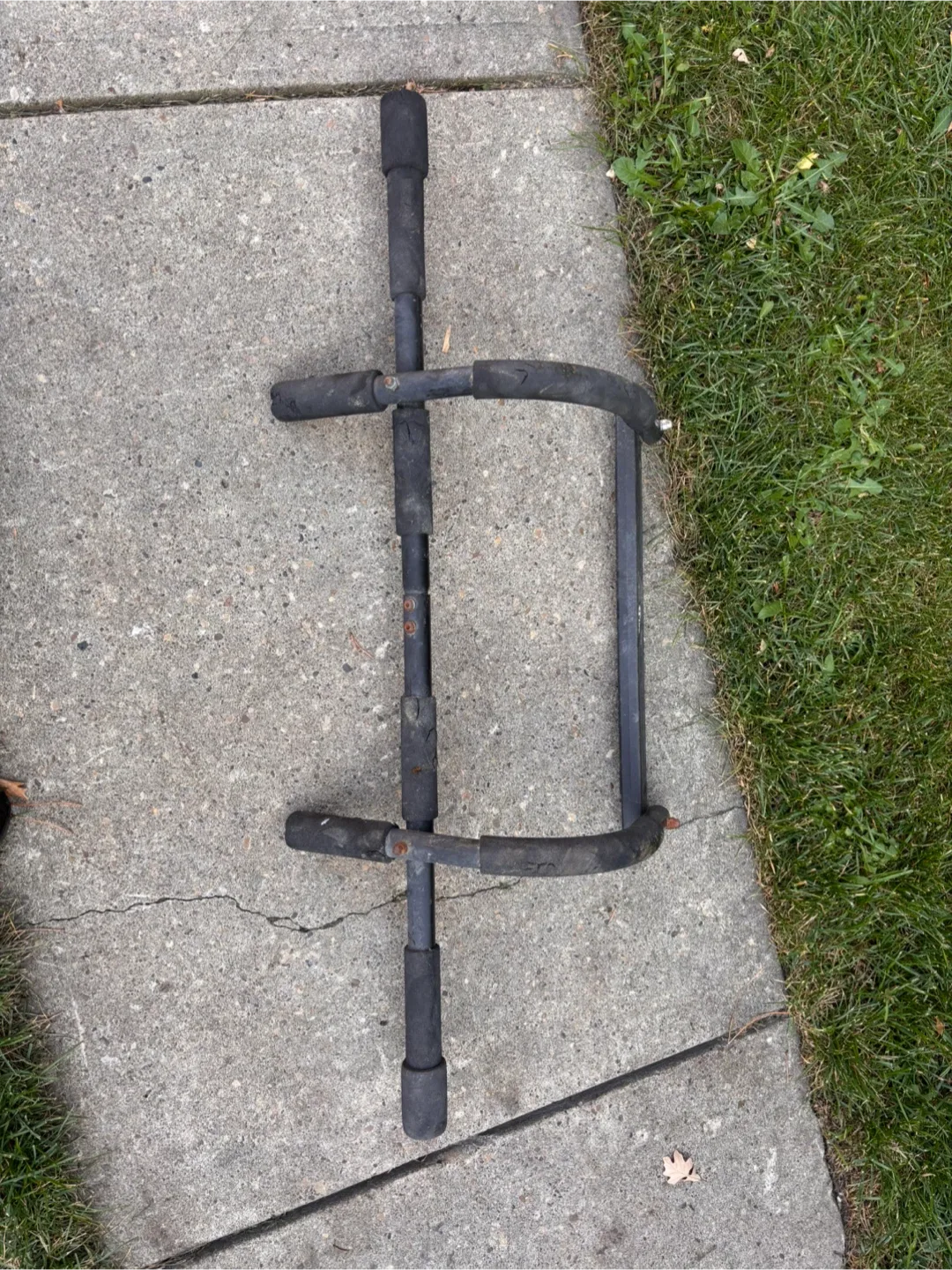 Pull-Up Bar thumbnail