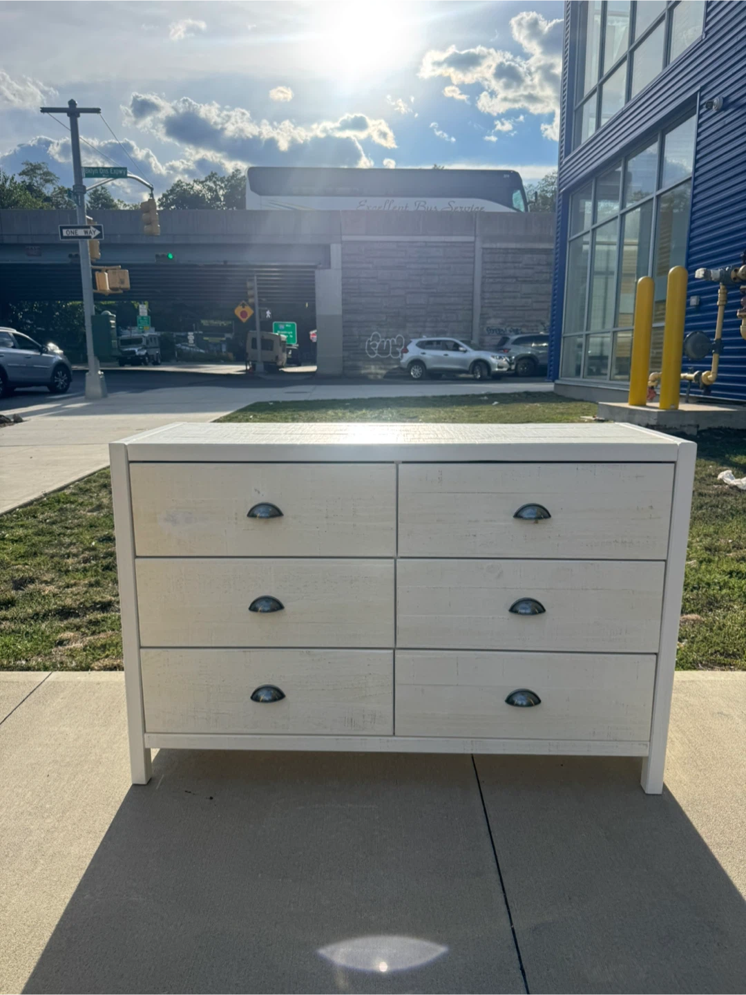 Free delivery Hampton Double Dresser - White