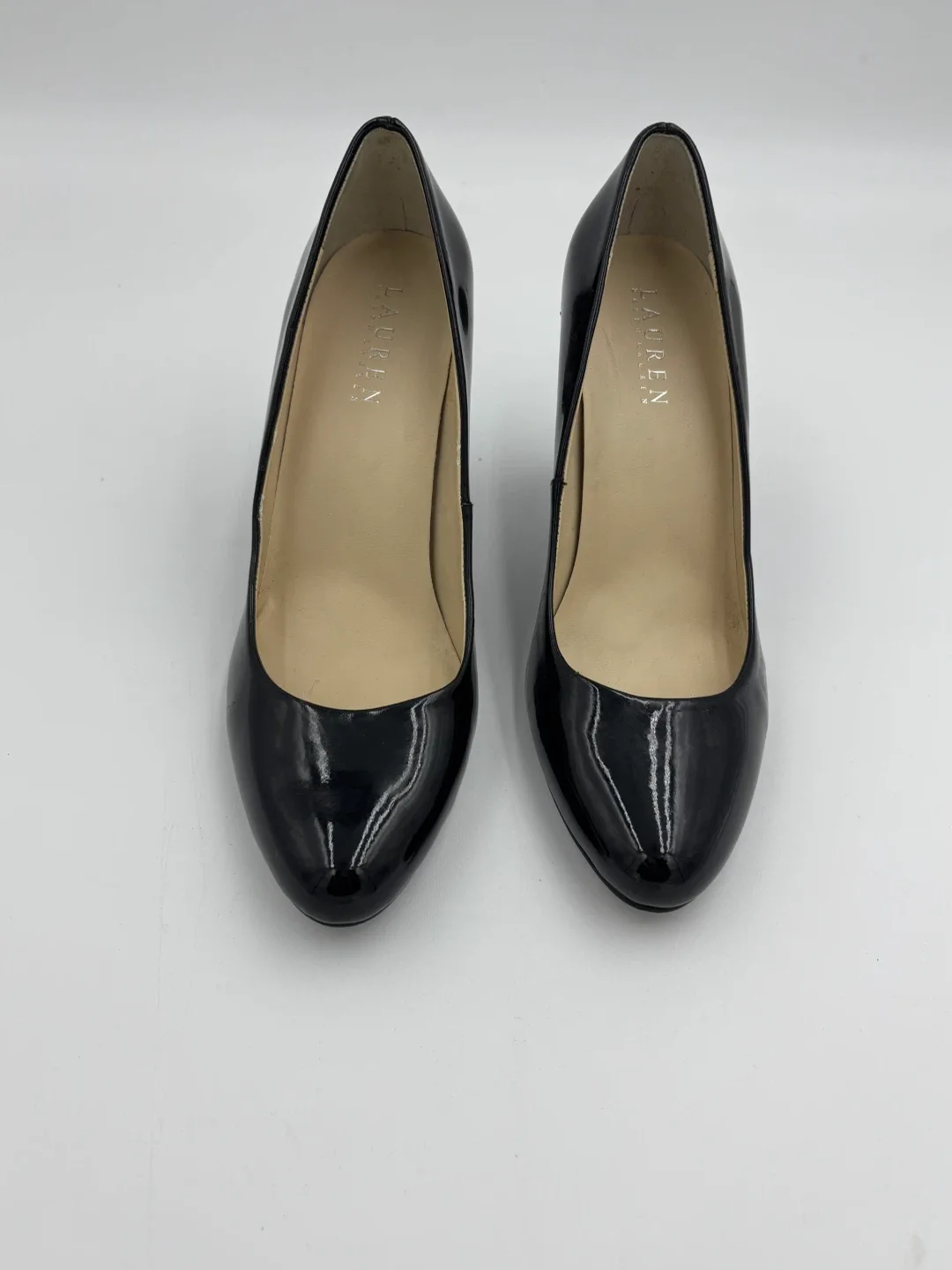 Lauren Ralph Lauren Black Patent Leather Heels Size 8 image indicator(2)
