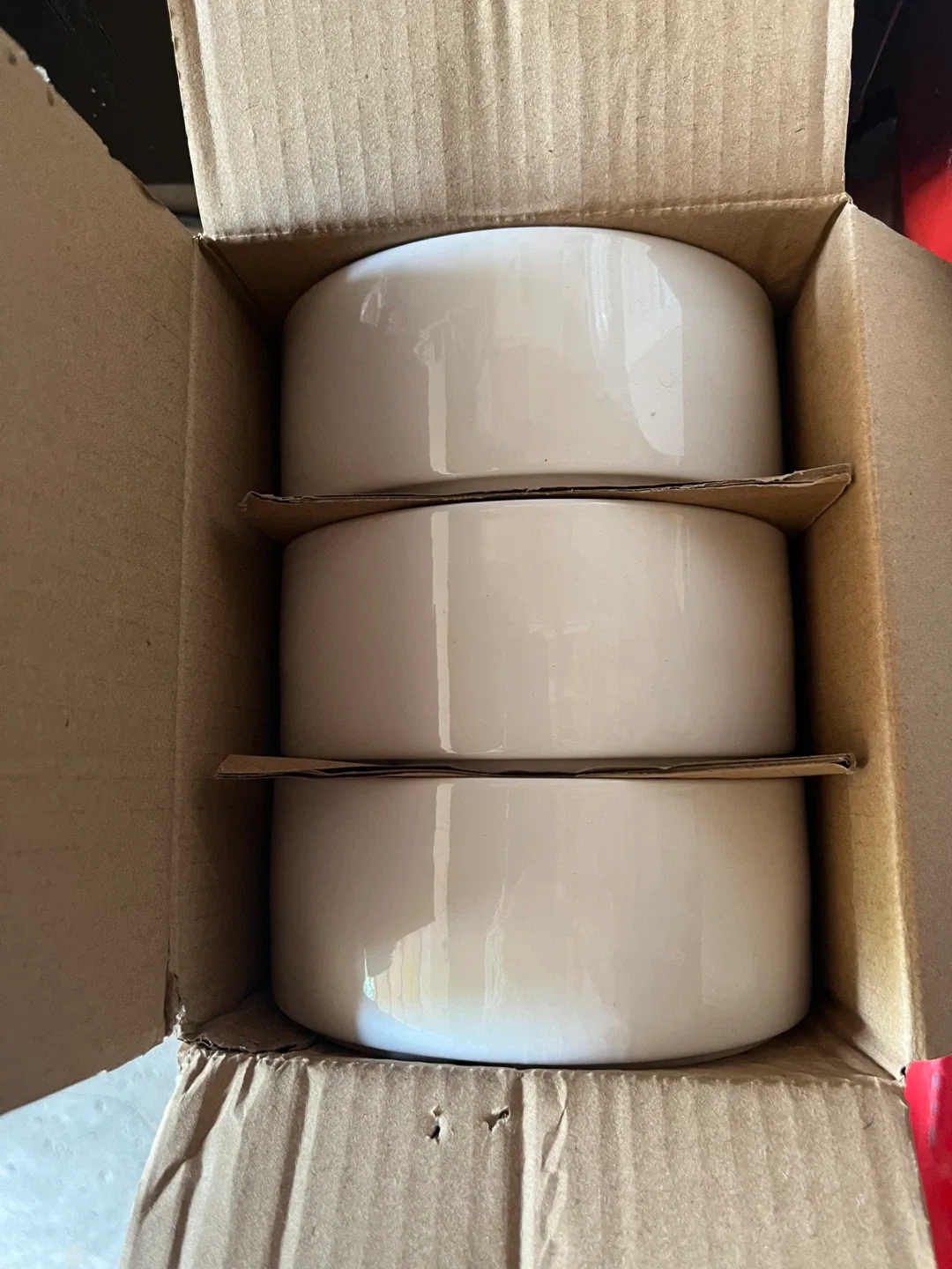 Set of 6 White Ceramic Bowls - NEW in Box image indicator(2)