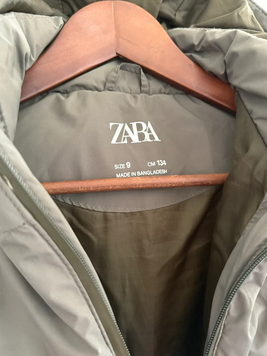 Zara Puffer Jacket - Size 9 years image indicator(2)