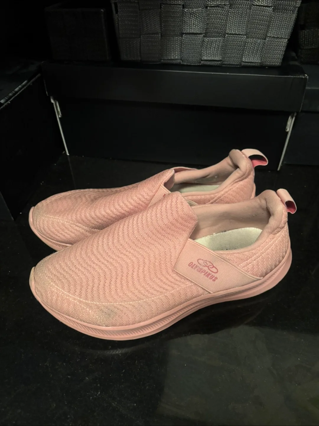 Womens Olympikus Running Shoes 7US thumbnail