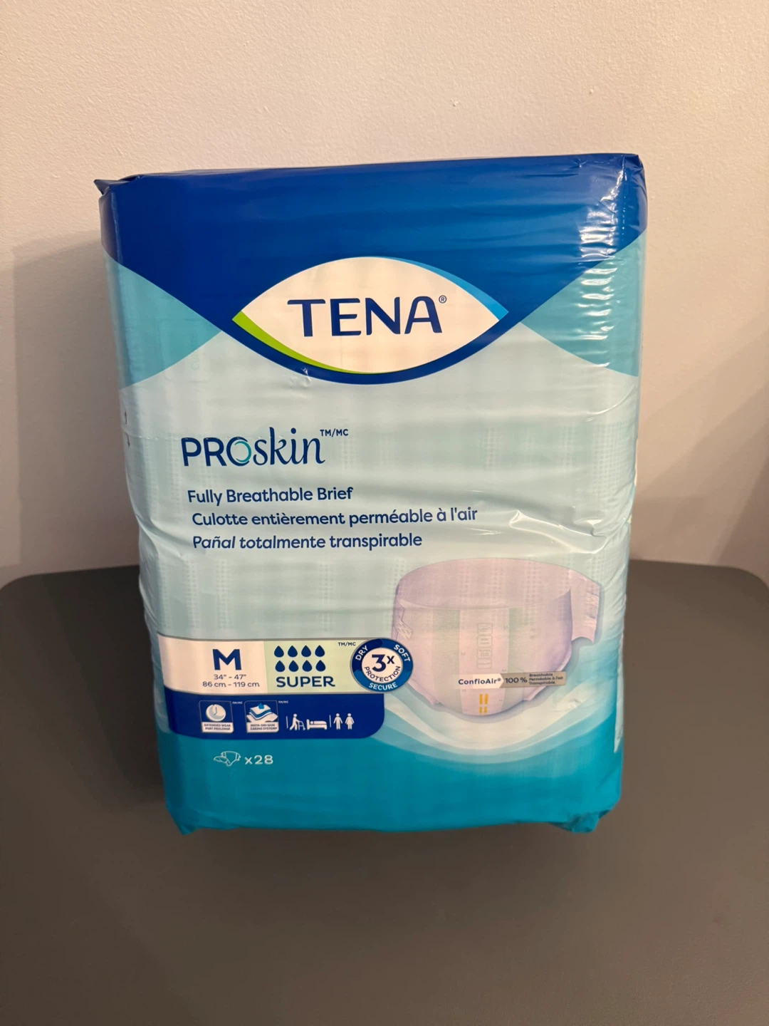 Tena proskin briefs size M