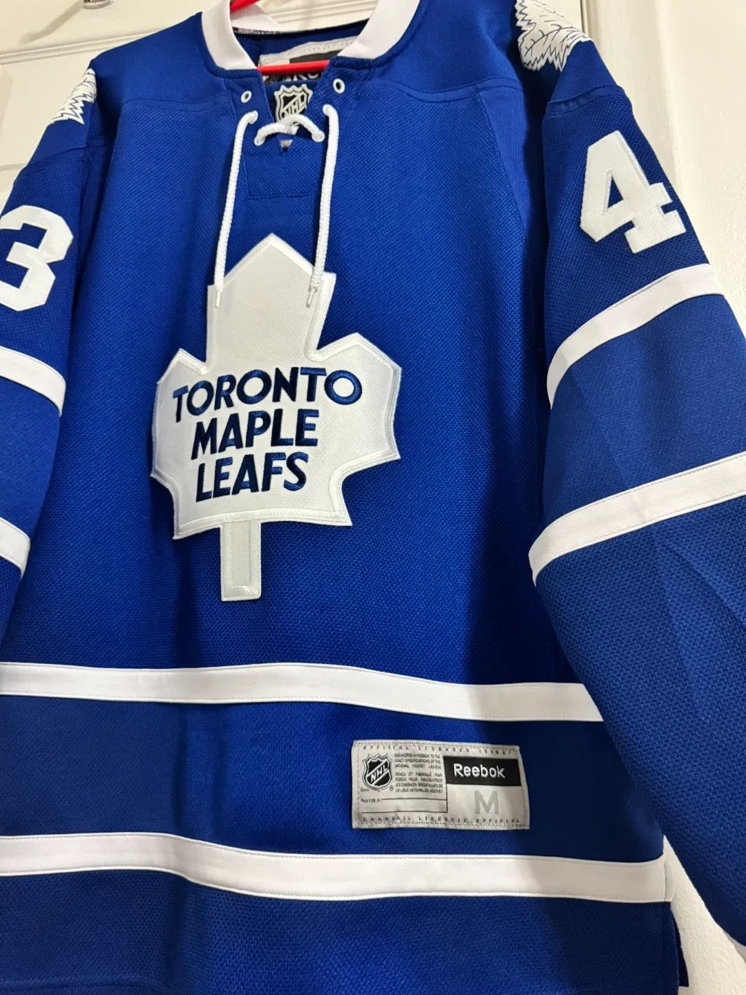 Nazem Kadri Toronto Maple Leaf Jersey 43 (medium) image indicator(5)