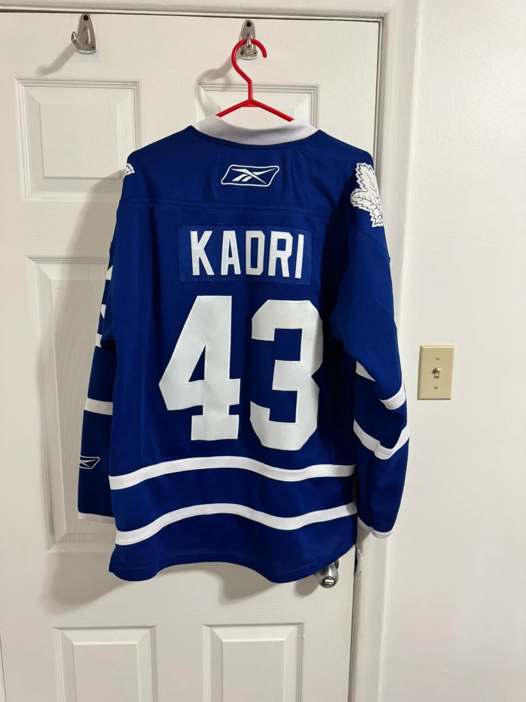 Nazem Kadri Toronto Maple Leaf Jersey 43 (medium) image indicator(7)