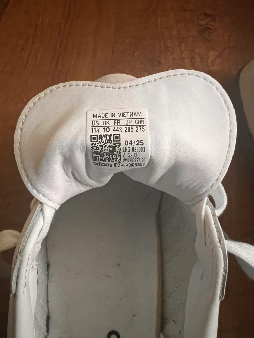 Adidas Samba OG Leather Retro Sneakers White Black. image indicator(3)