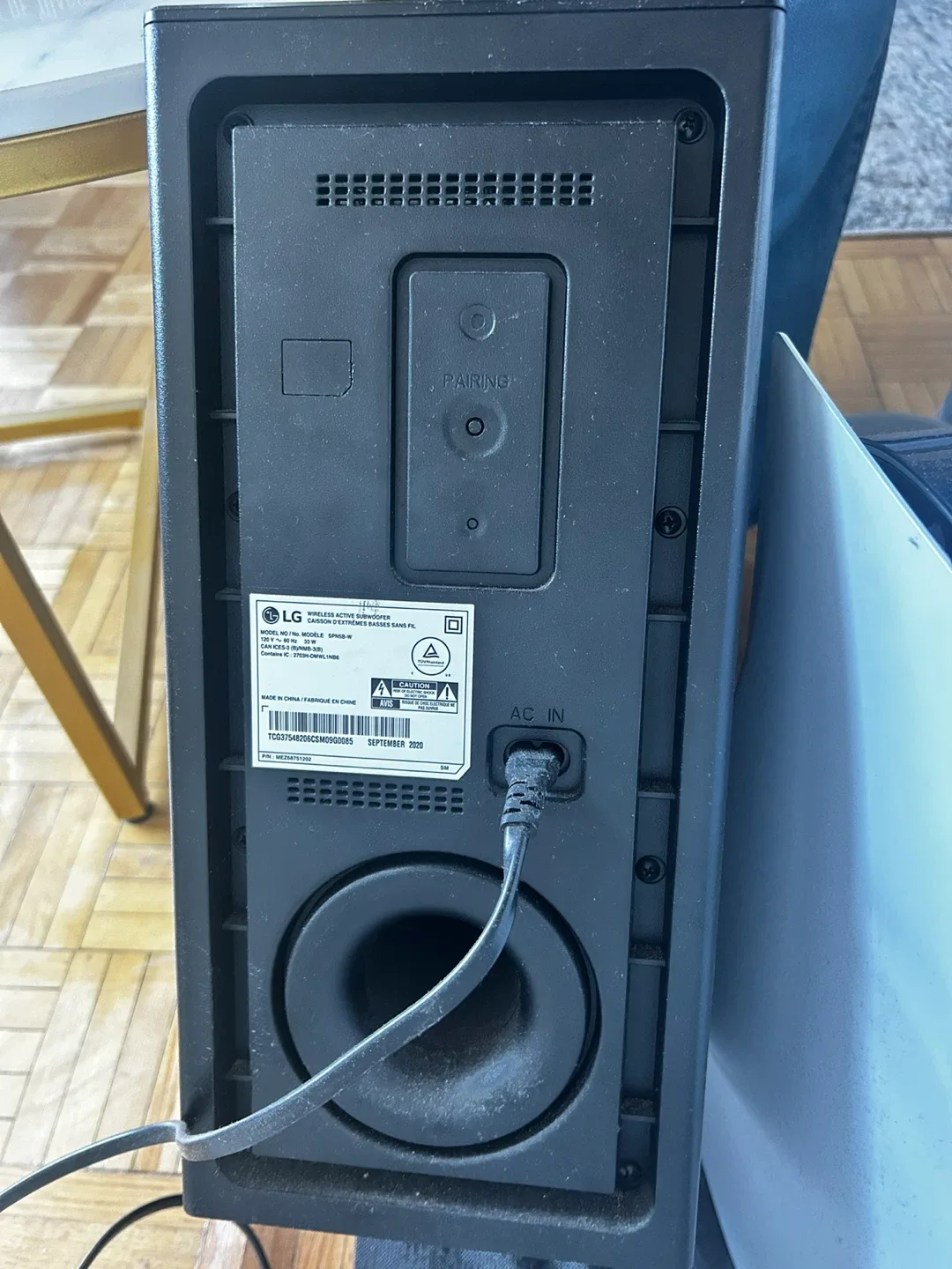 LG Soundbar + Wireless Subwoofer – $120 image indicator(5)