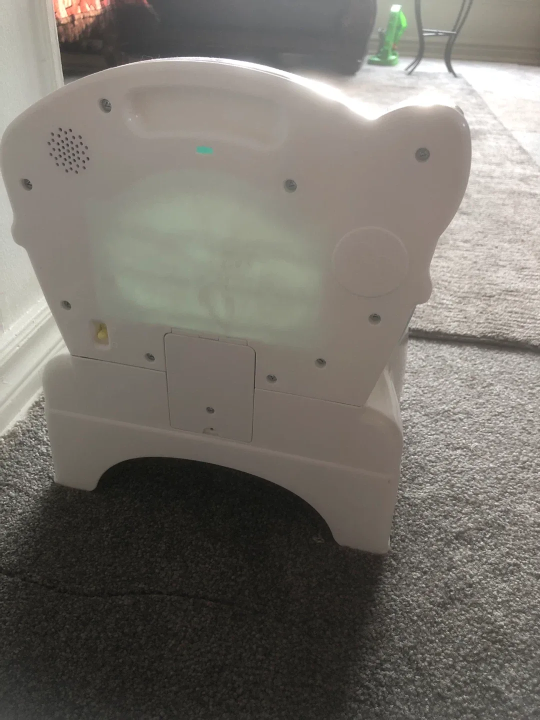 Fisher-Price Potty Chair image indicator(3)