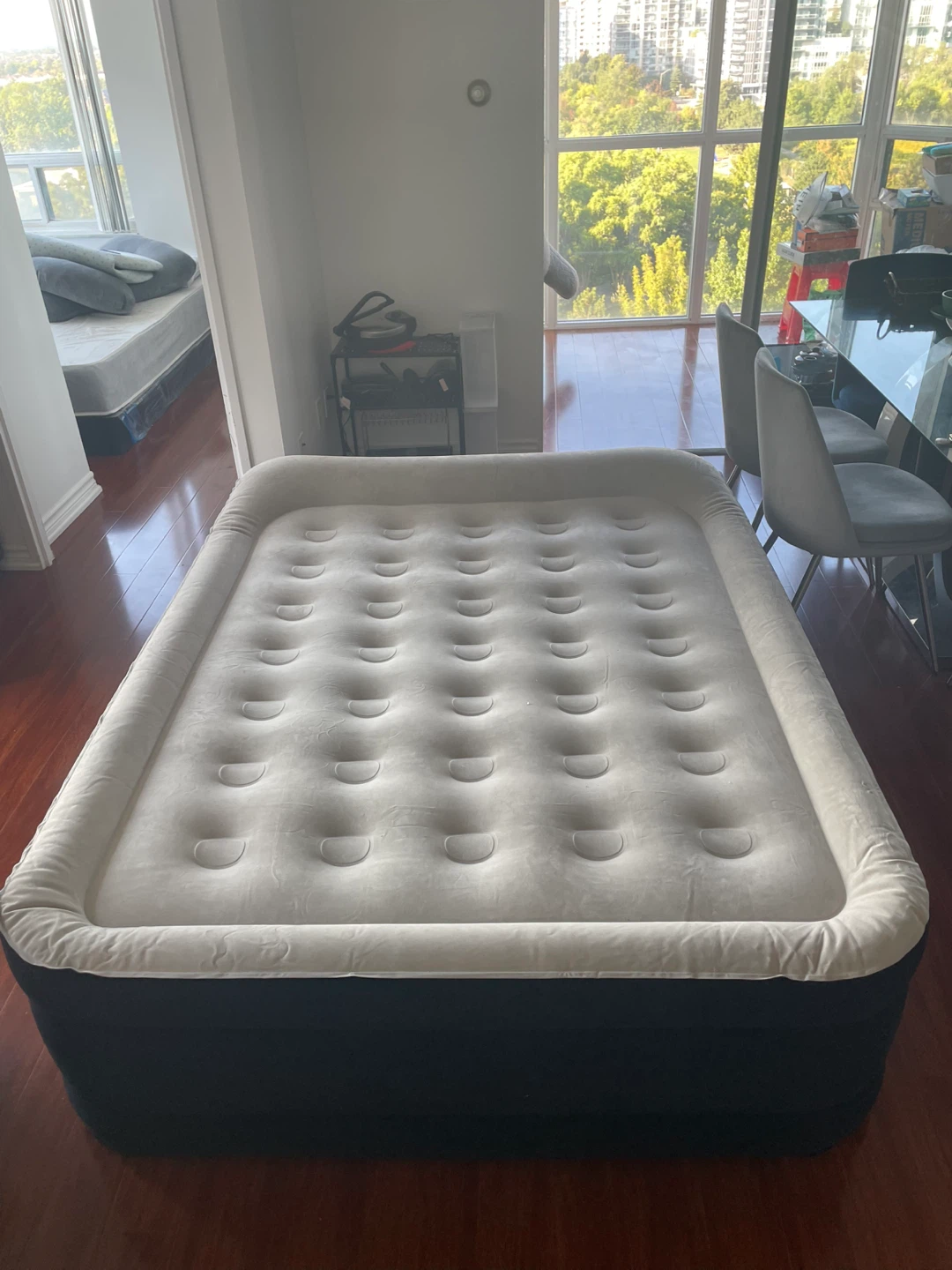 King Koil Mattress Co. Air Mattress Queen Size