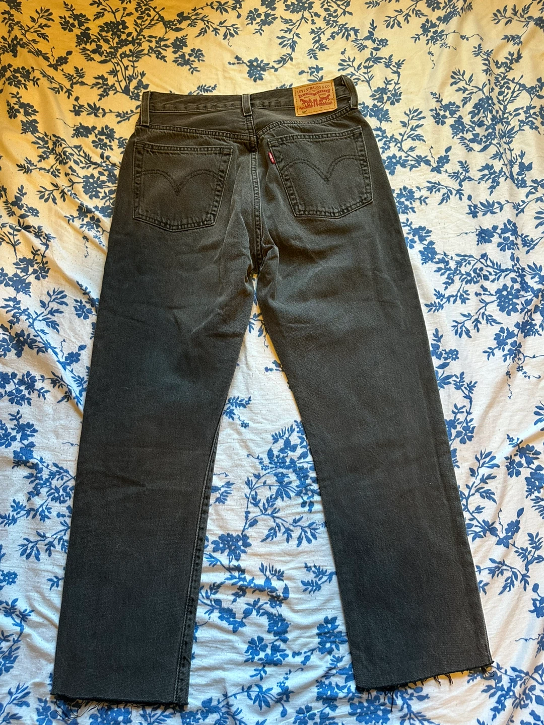 Levi's 501 Jeans, Size 26, Black - photo 4