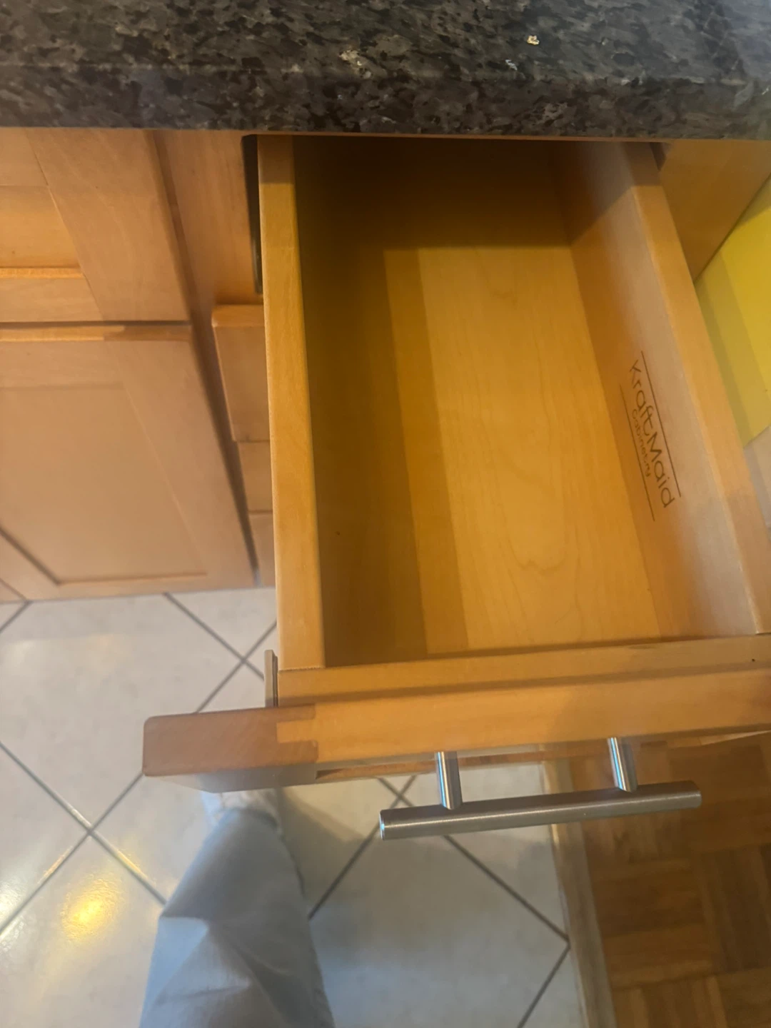 KraftMaid Kitchen Cabinets - photo 5