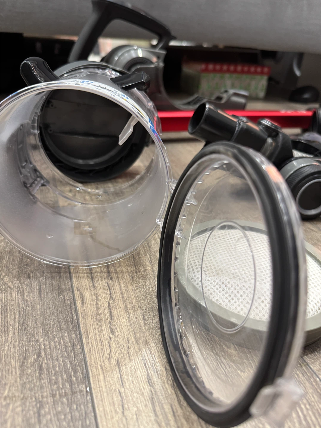 Hoover One Blade Cordless Vacuum - photo 4