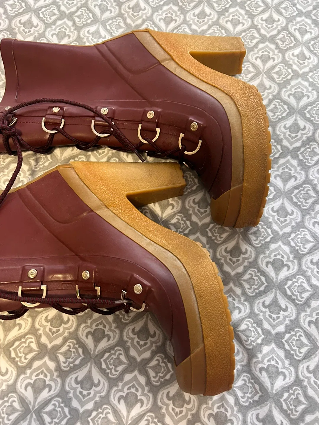 Hunter Women's Insulated Heeled Rain Boots - Size 7 image indicator(5)