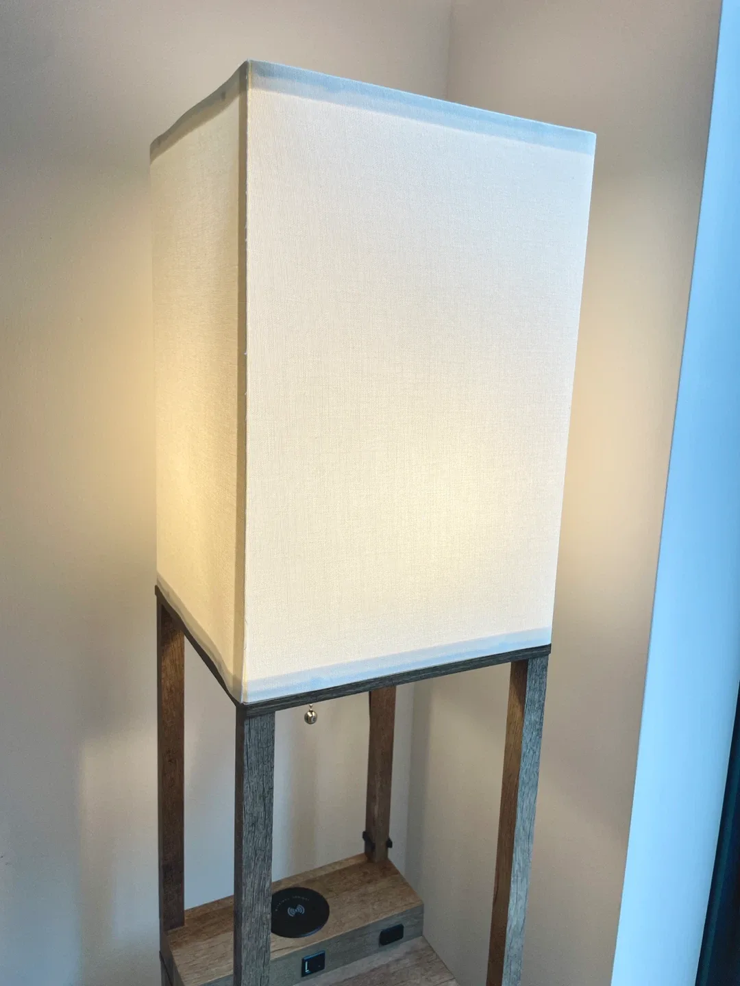 Shelf floor lamp with wireless charger and ports image indicator(2)