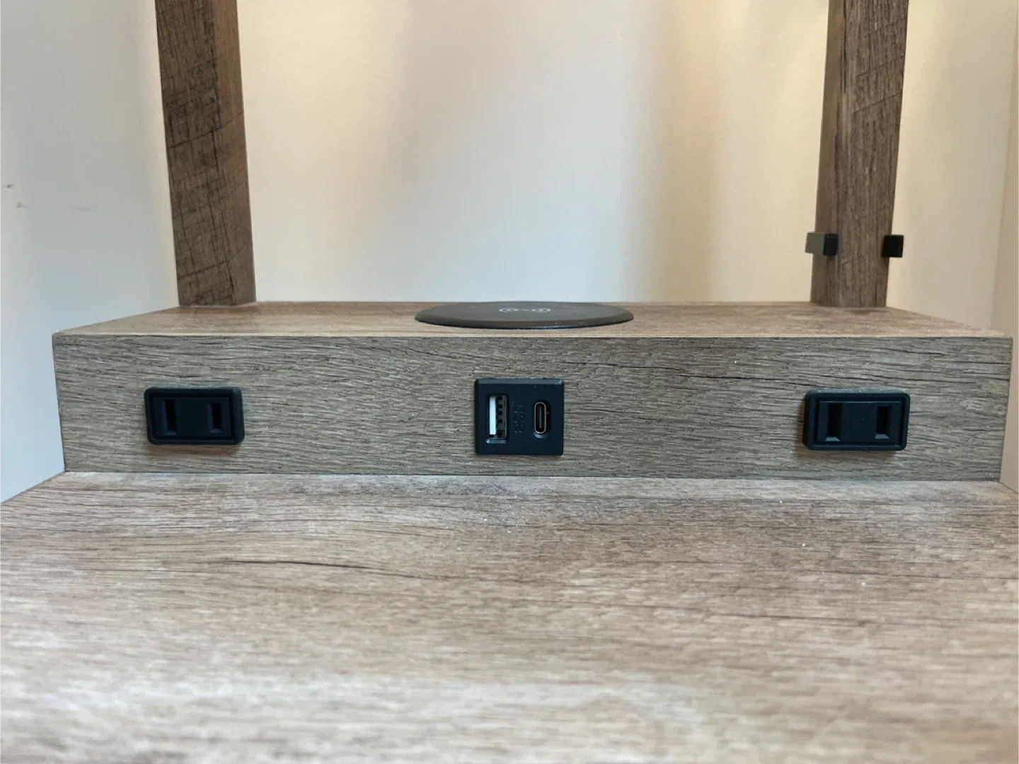 Shelf floor lamp with wireless charger and ports image indicator(4)