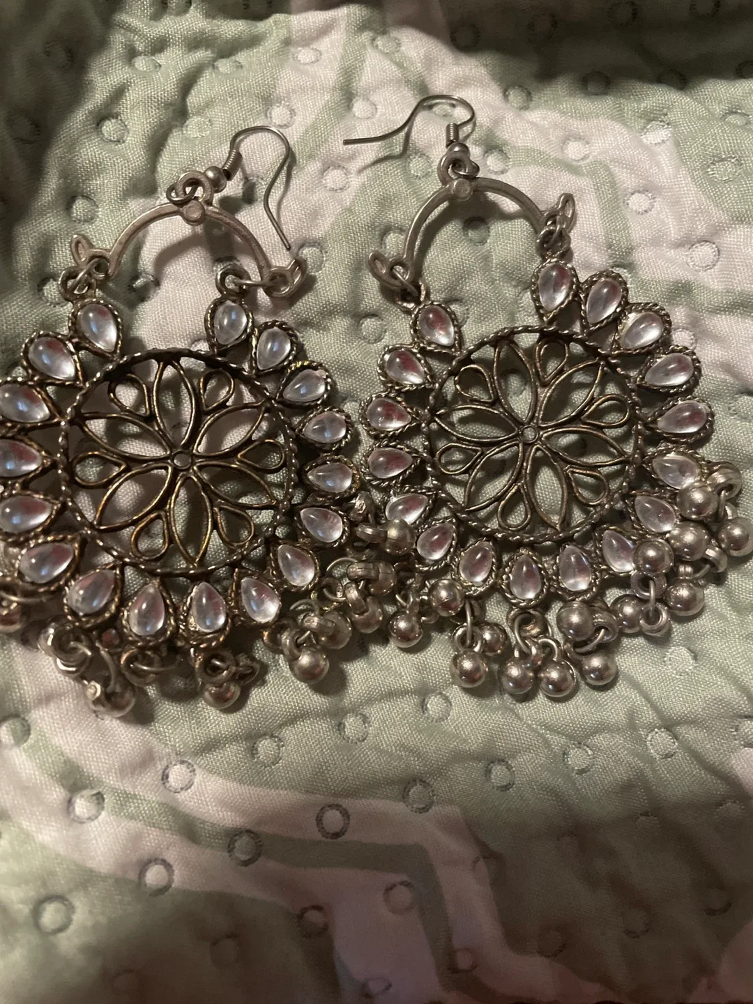 Silver Tone Dangle Earrings thumbnail
