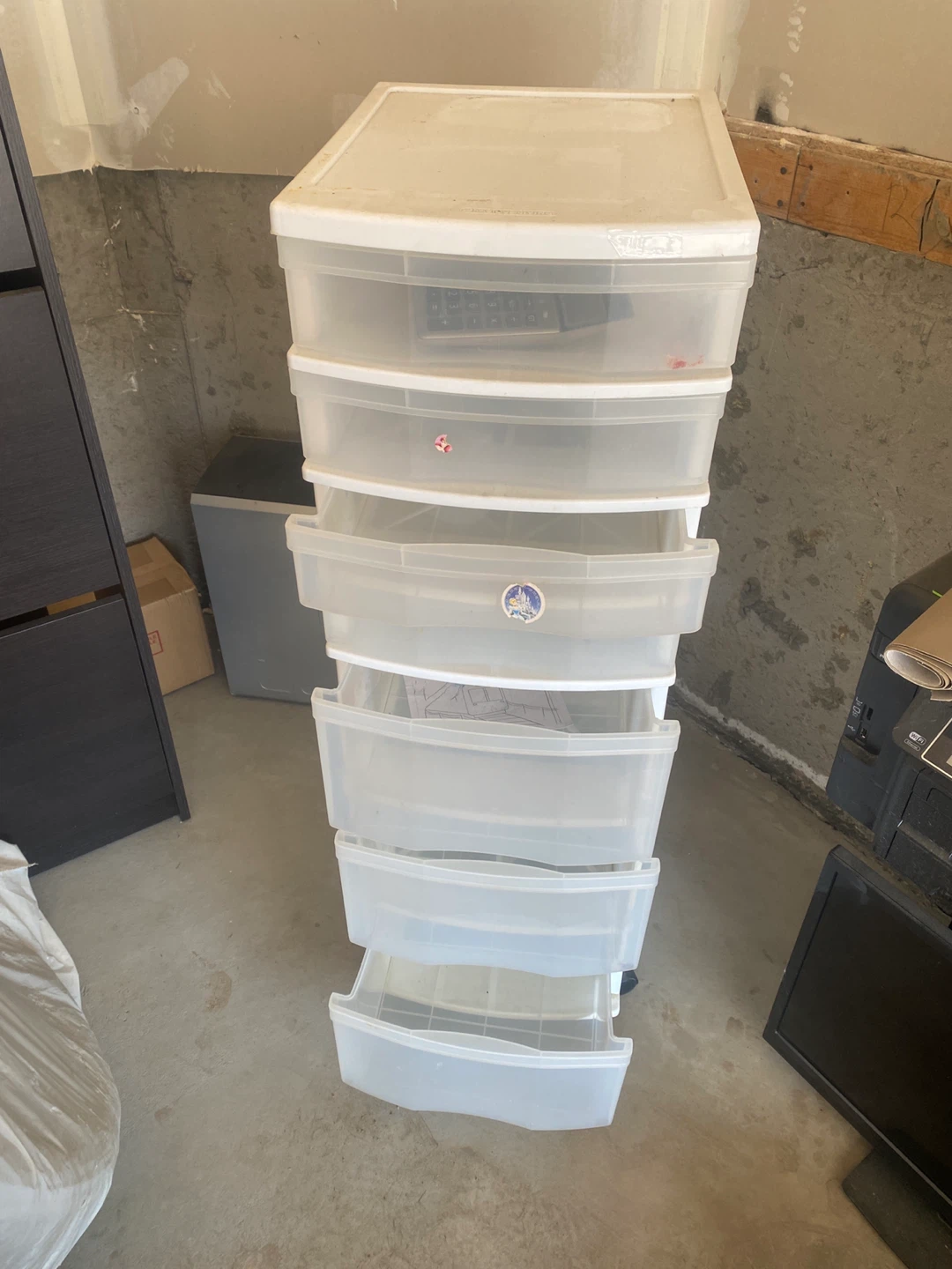 Plastic 7-Drawer Storage Tower