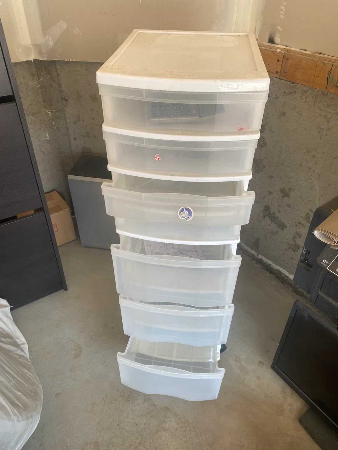 Plastic 7-Drawer Storage Tower thumbnail