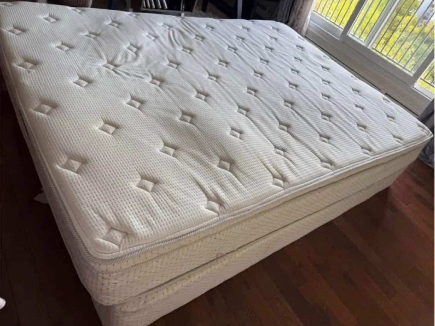 Queen Mattress & Box Spring