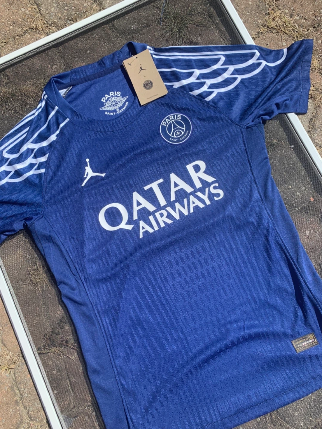 PSG 24/25 Fourth kit - photo 2