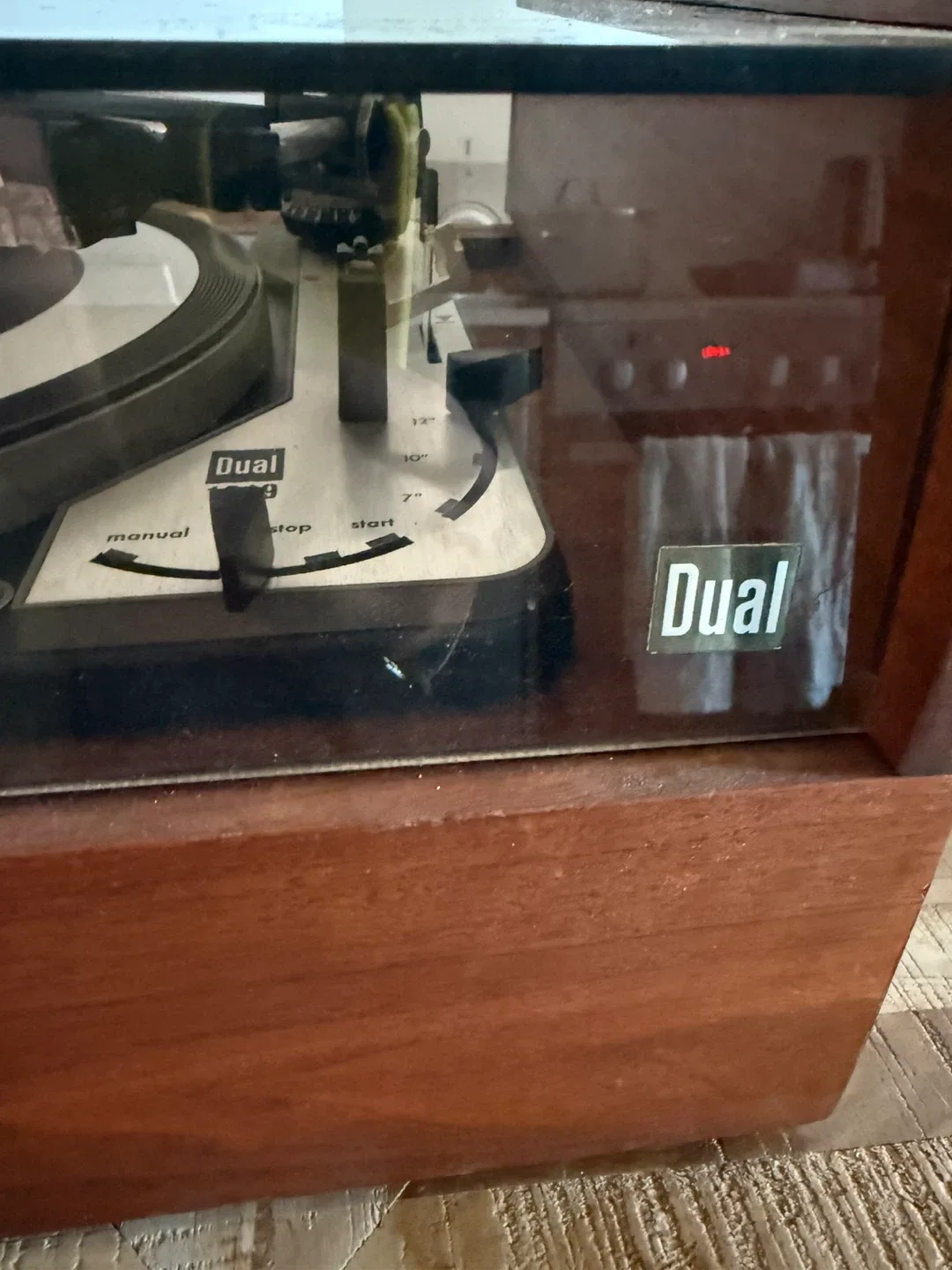 Dual 1019 Turntable image indicator(2)