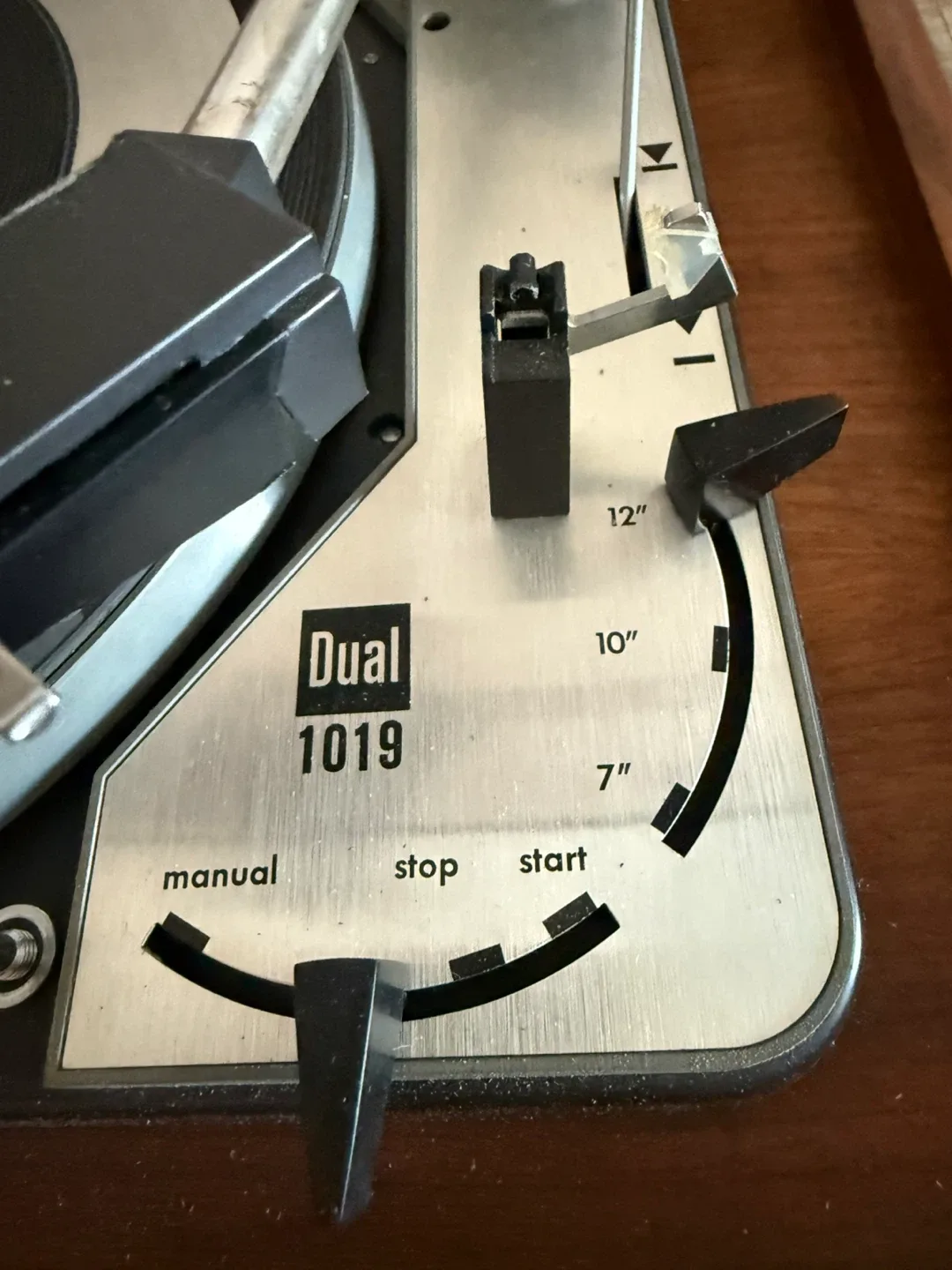 Dual 1019 Turntable image indicator(4)