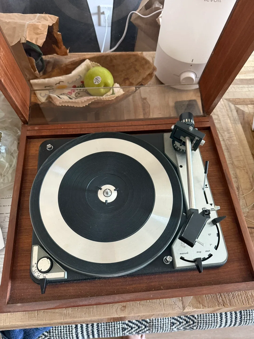 Dual 1019 Turntable thumbnail