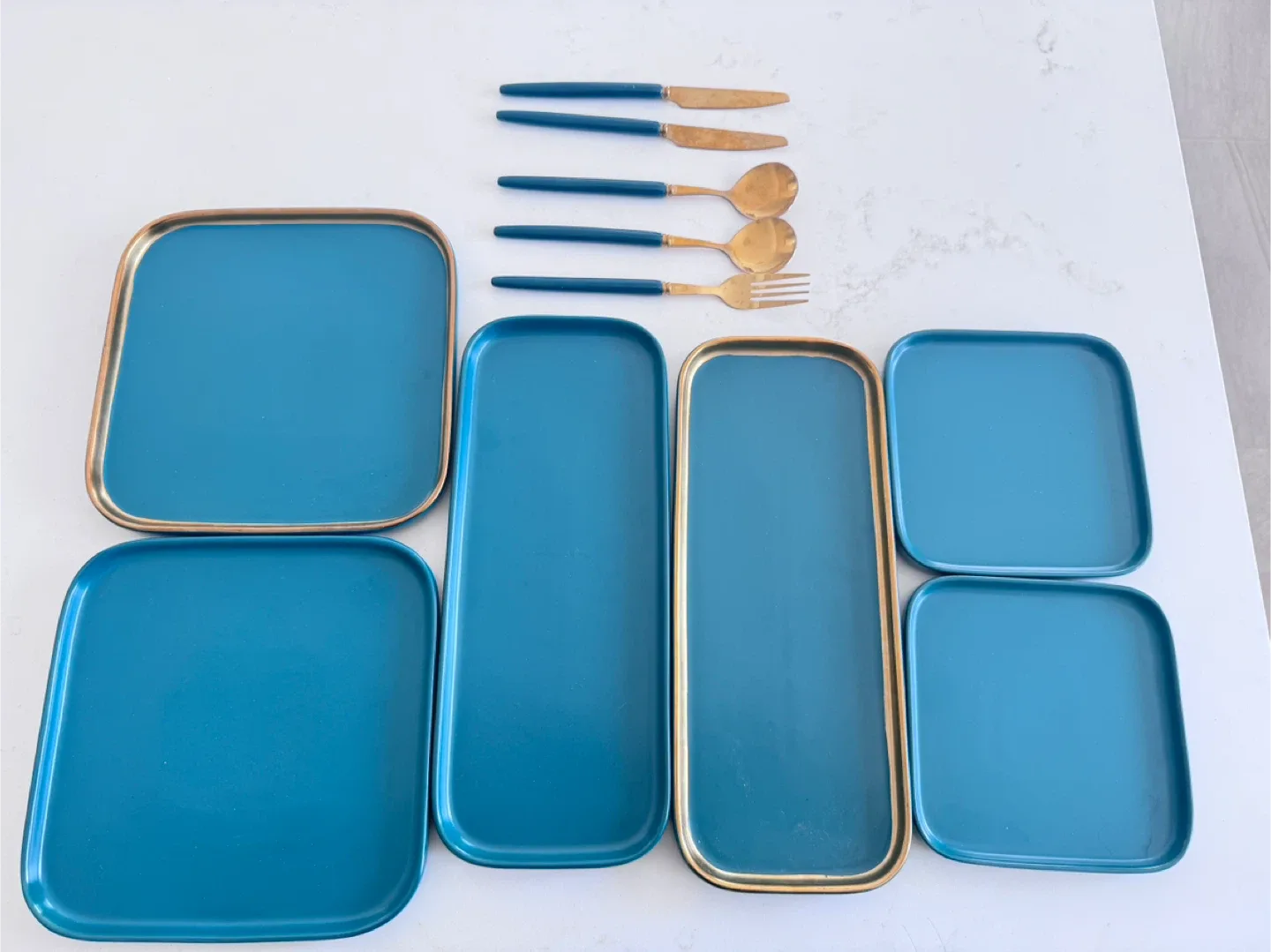 Teal & Gold Dinnerware Set - Plates & Cutlery thumbnail