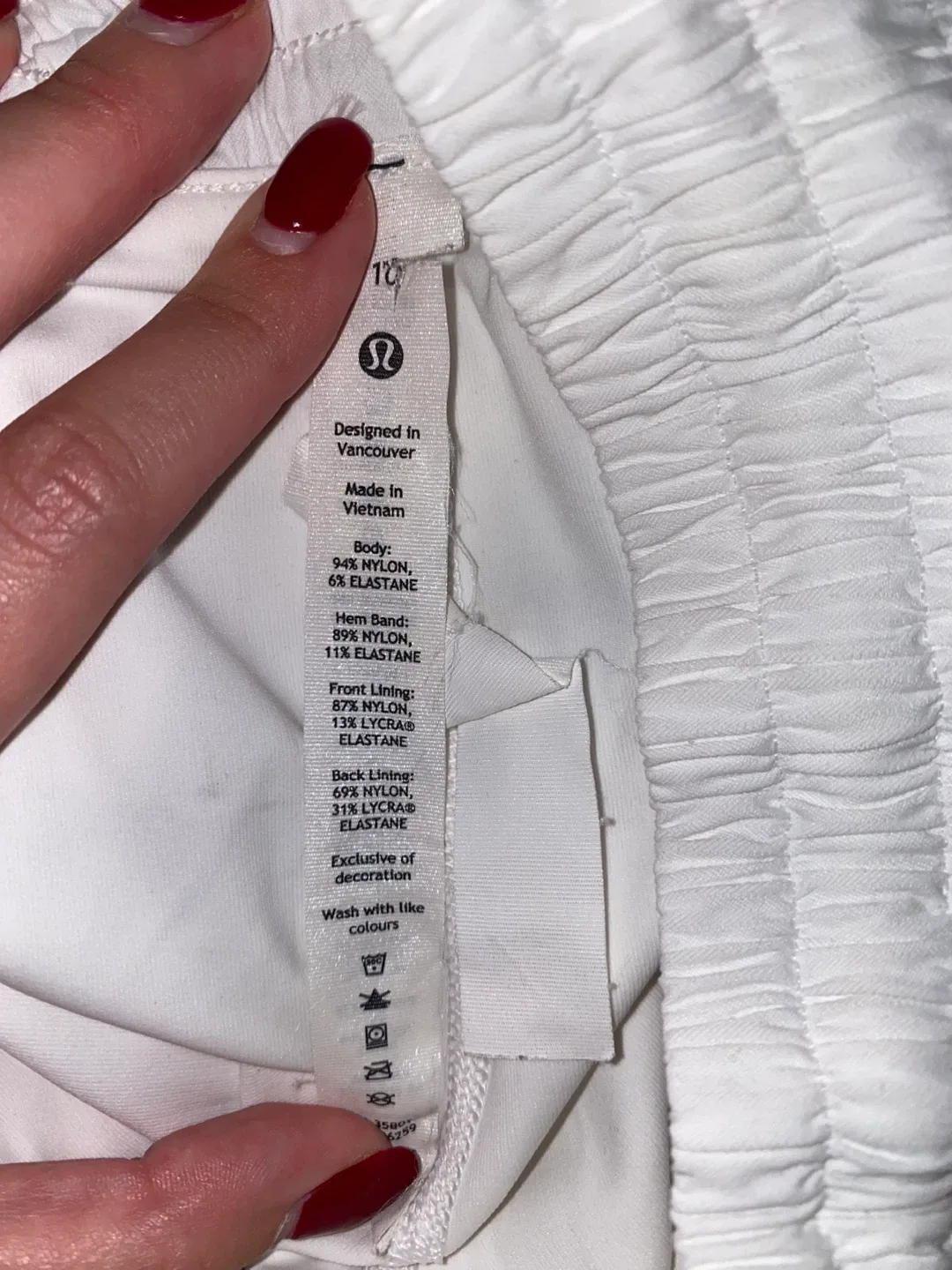 Lululemon White Tennis Skirt - Size 10 image indicator(5)