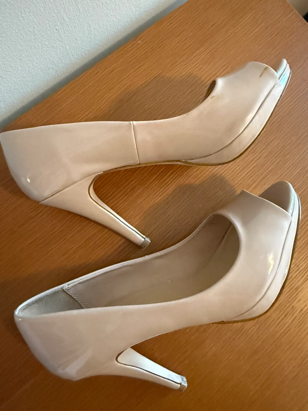 Aldo Beige Patent Leather Peep Toe Heels - photo 5
