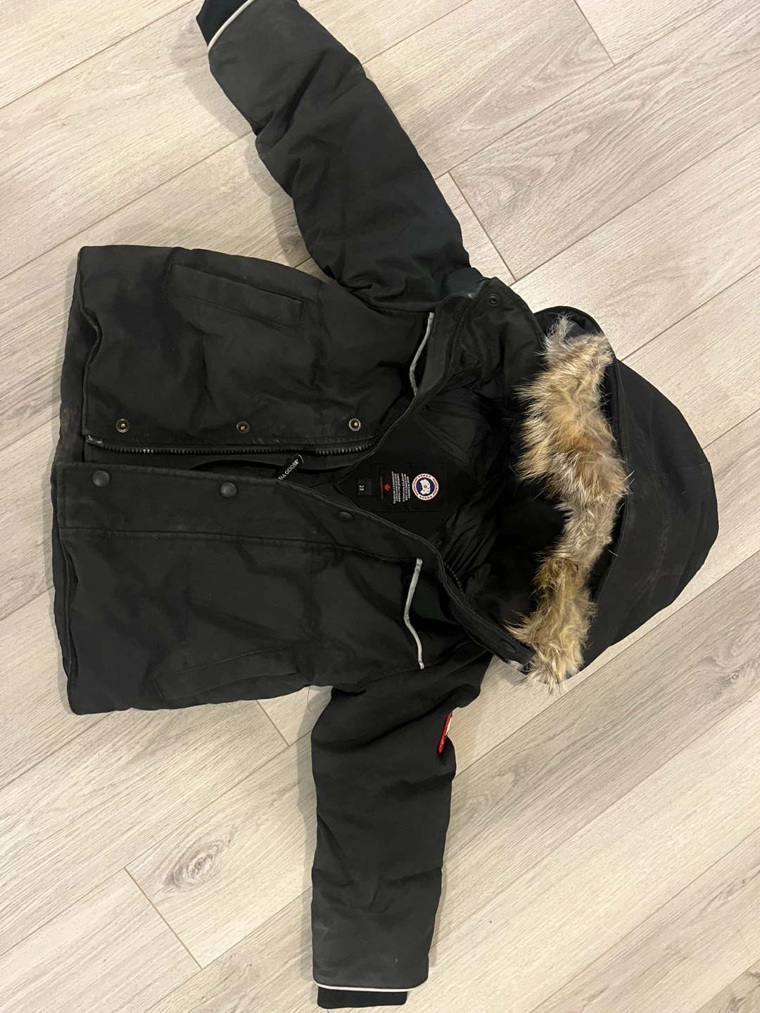 Canada Goose Black Down Parka, Size 2-3 kids - photo 2