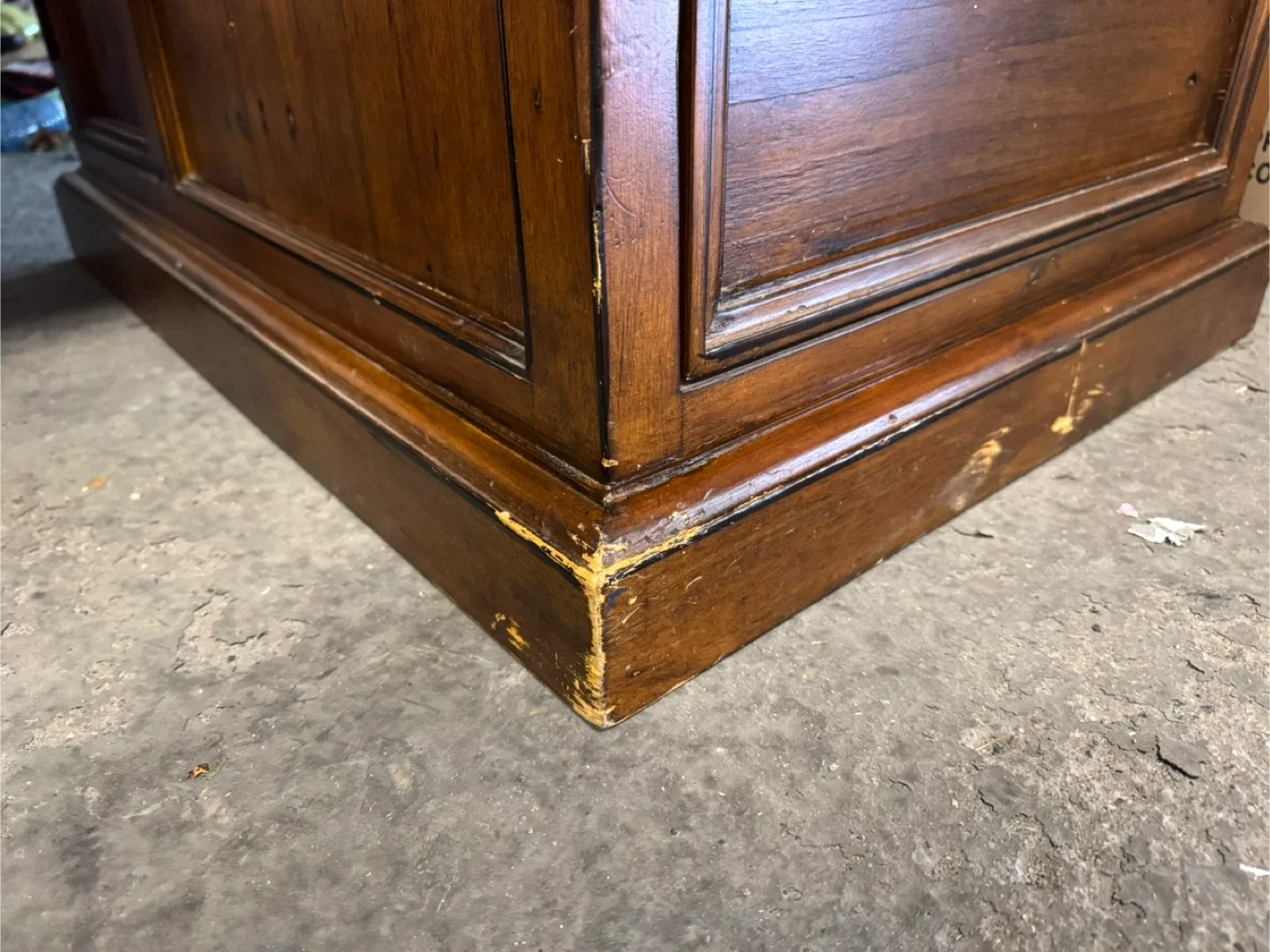 Wooden Executive Desk with Black Leather Top image indicator(7)