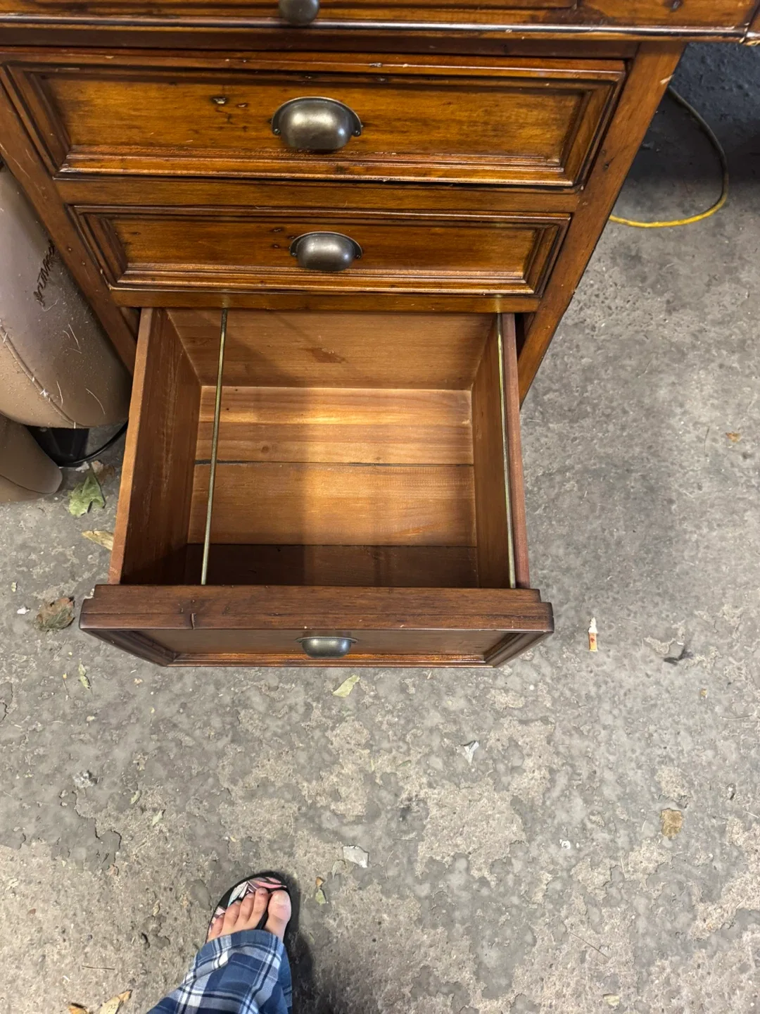 Wooden Executive Desk with Black Leather Top image indicator(10)