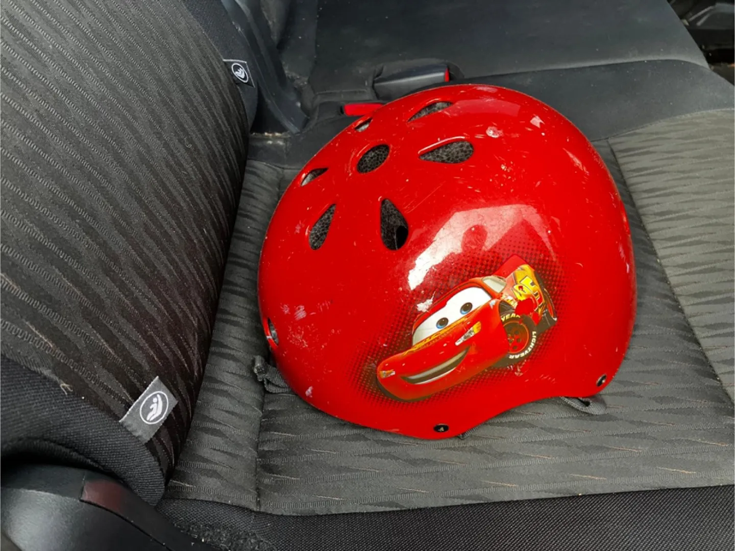 Kids Bike Helmet McQueen thumbnail