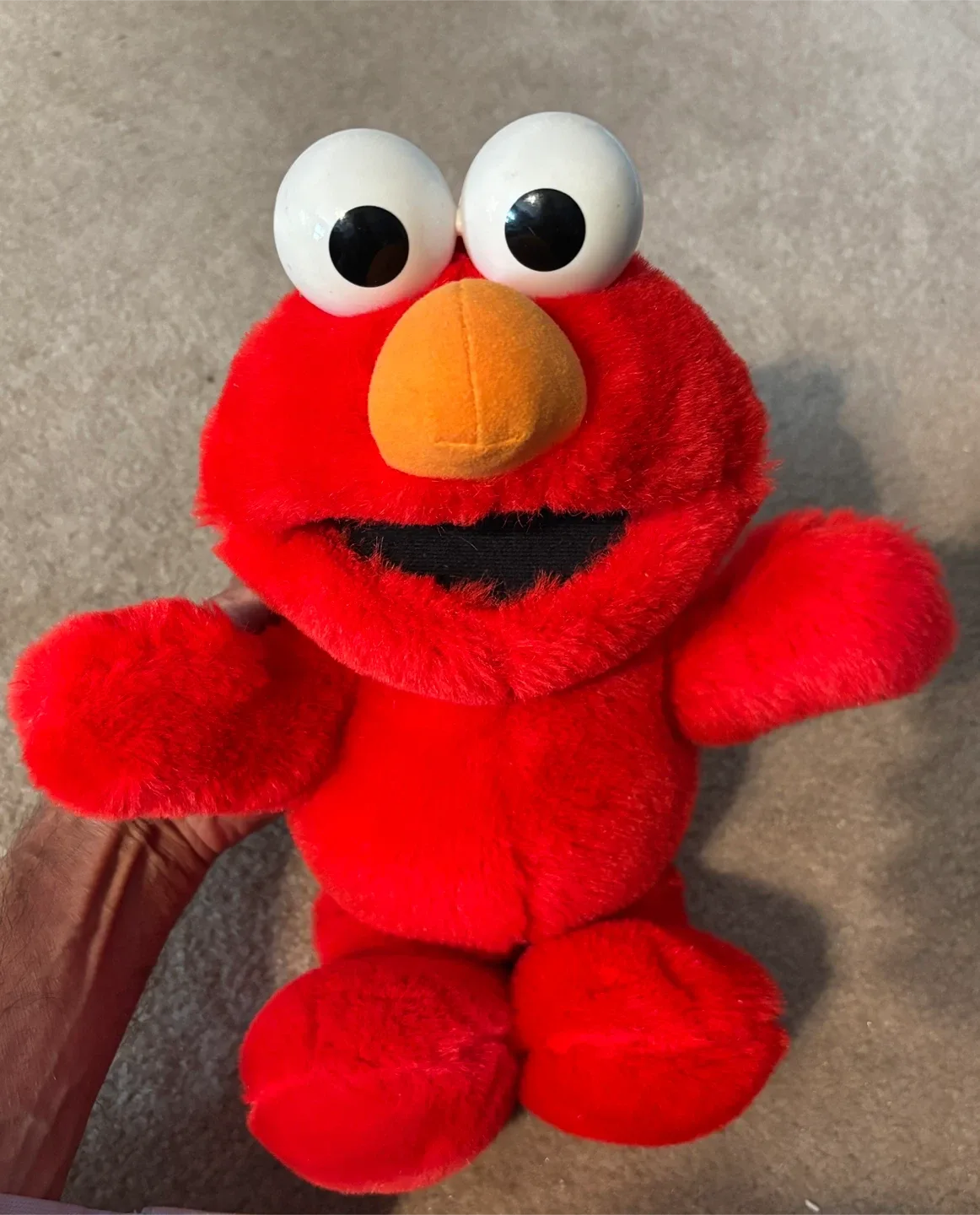 Tyco Tickle Me Talking Elmo Plush toy (15”length) thumbnail