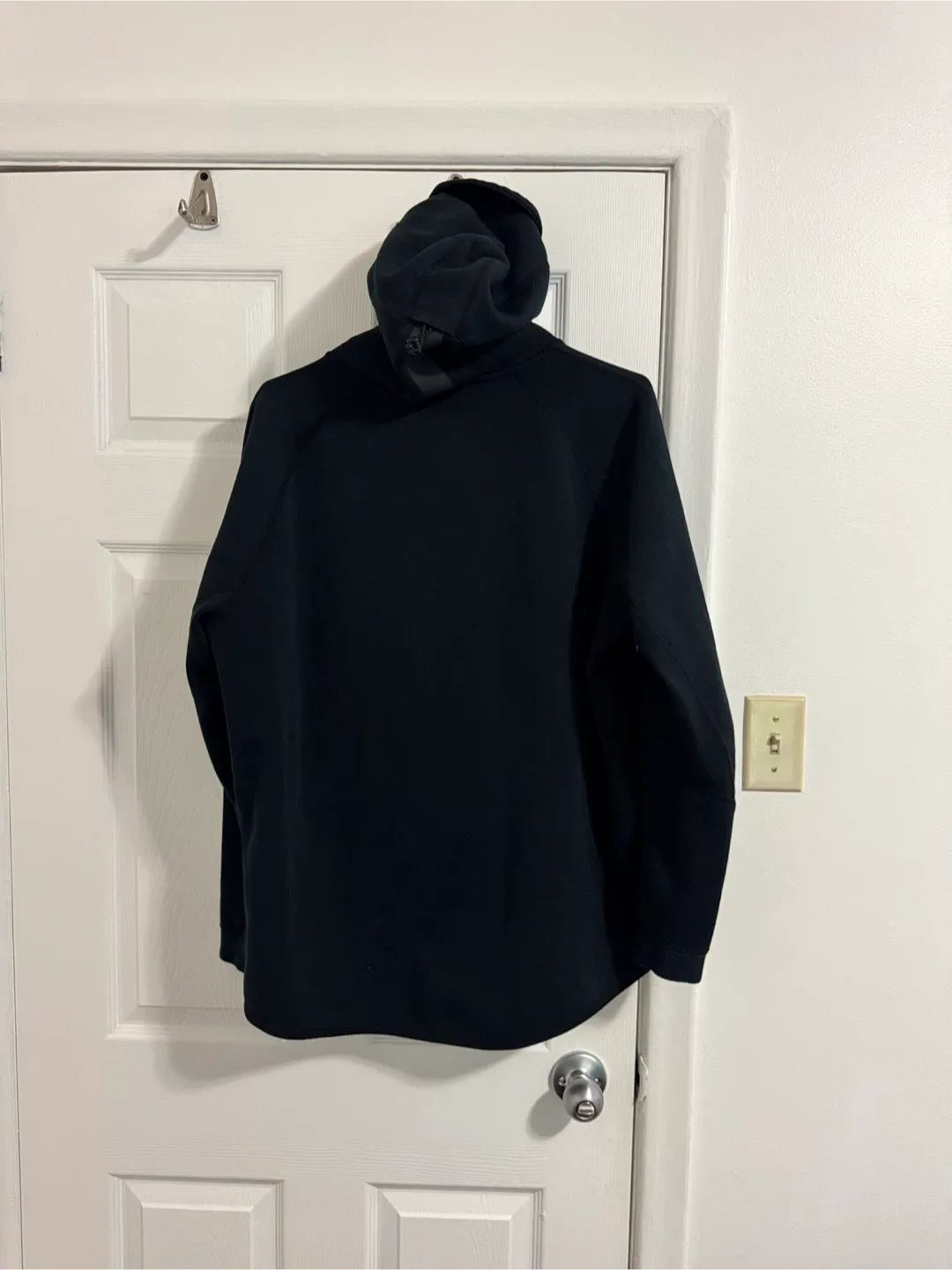 Nike Tech Fleece Full Zip Hoodie (Large) image indicator(5)