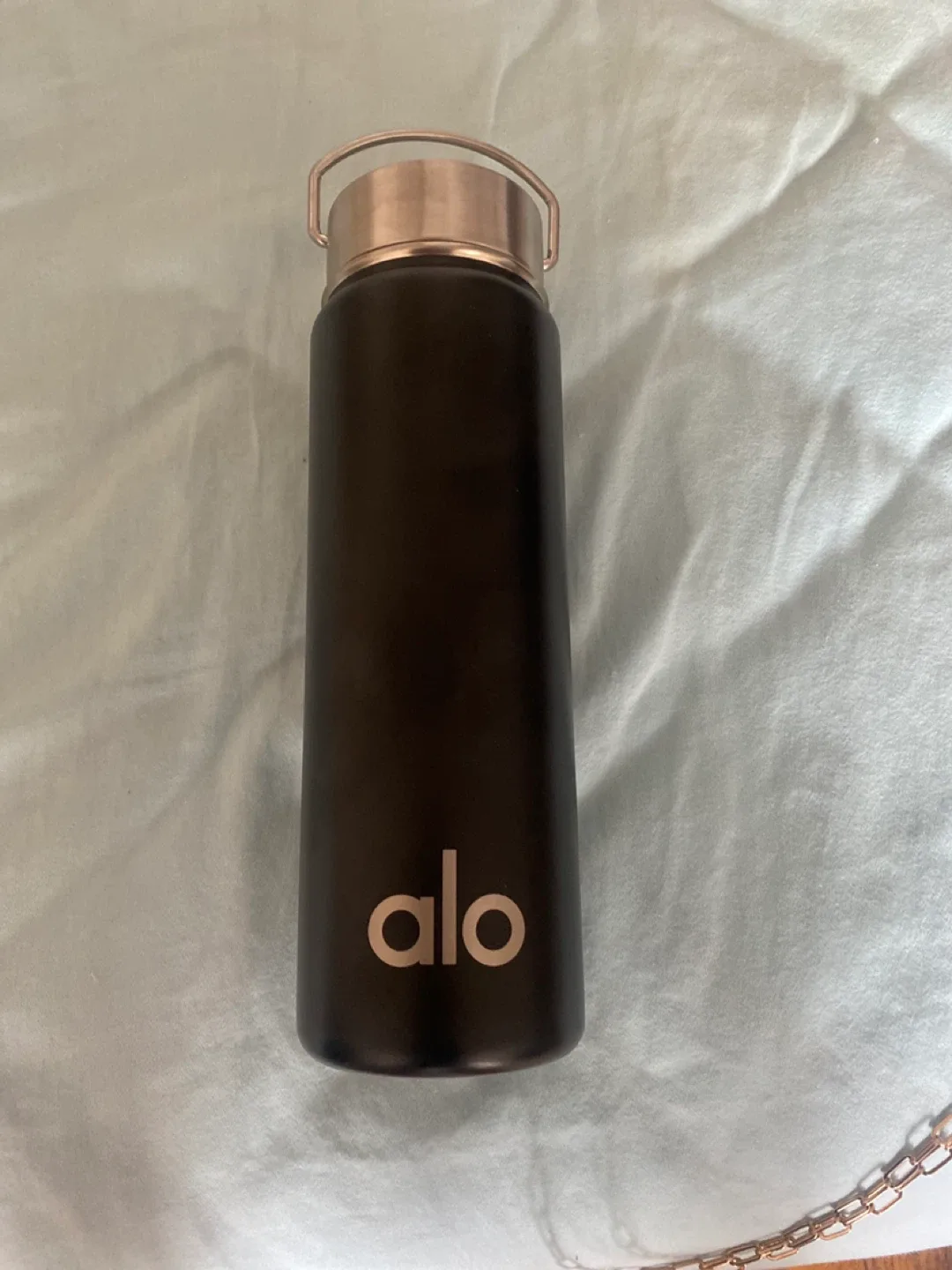 ALO Yoga Black Water Bottle thumbnail