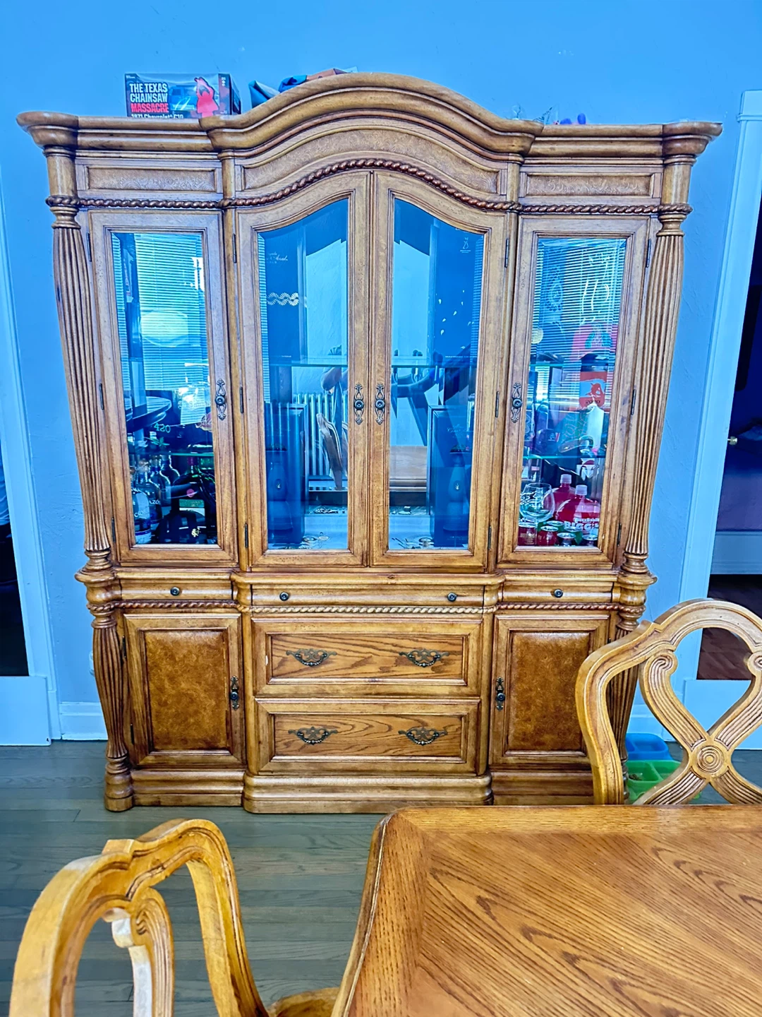 CHINA CABINET