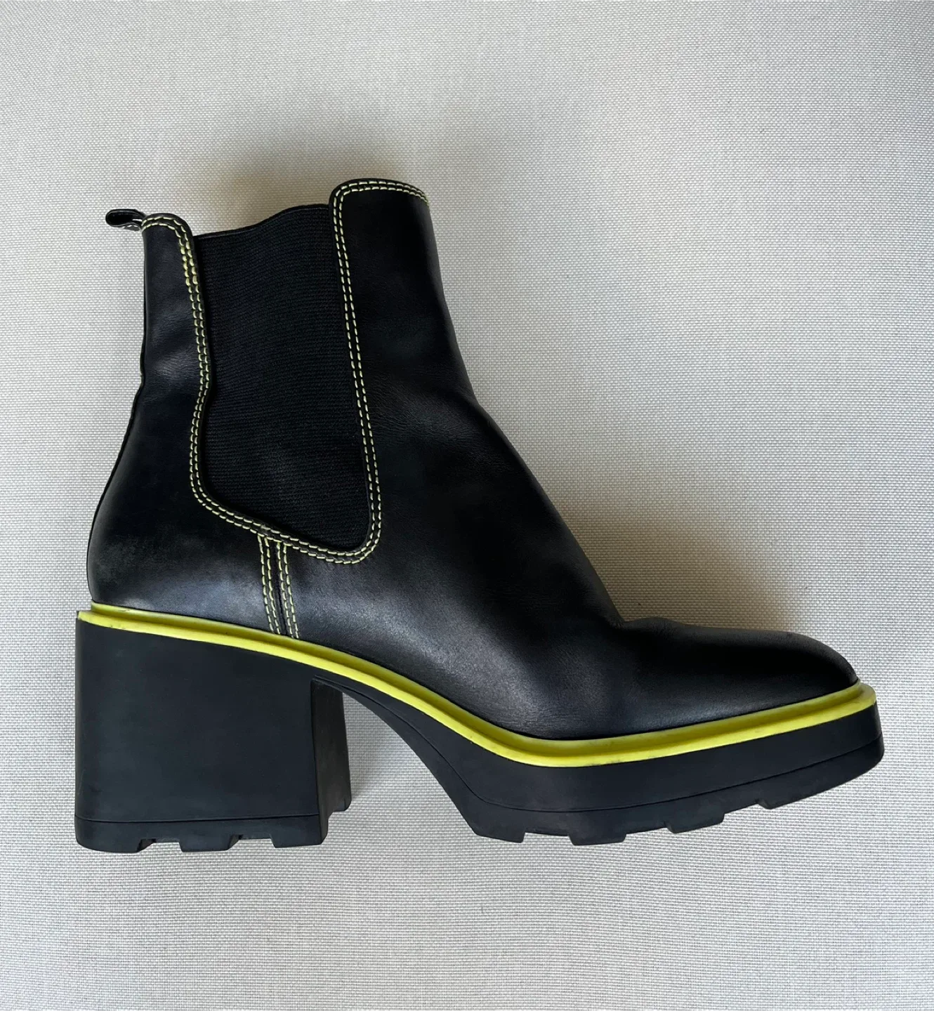 Michael Kors Black Leather Boots image indicator(3)