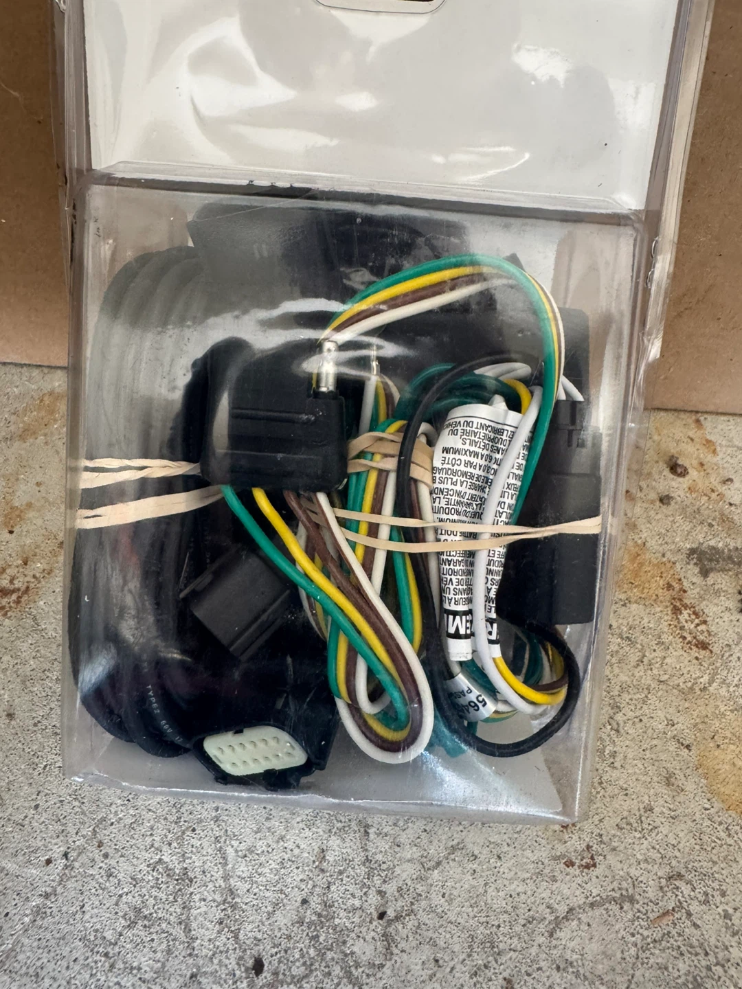 Curt Wiring Harness for Jeep Wrangler JL Unlimited - photo 3