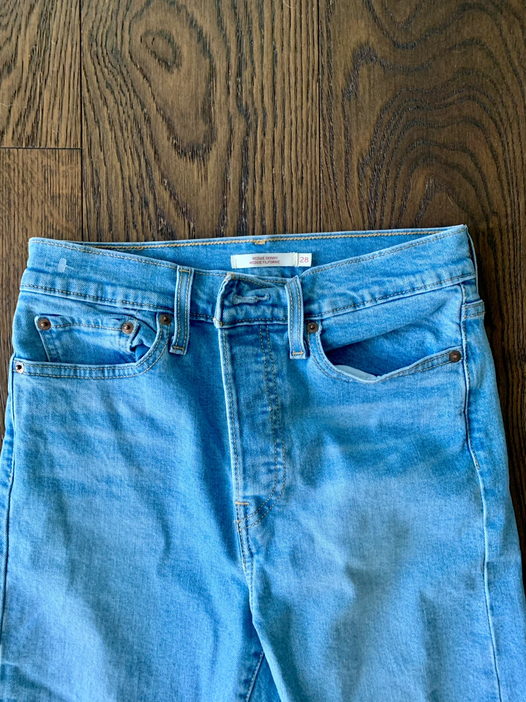 Levi's High Waisted Wedgie Jeans - Size 28 - photo 4