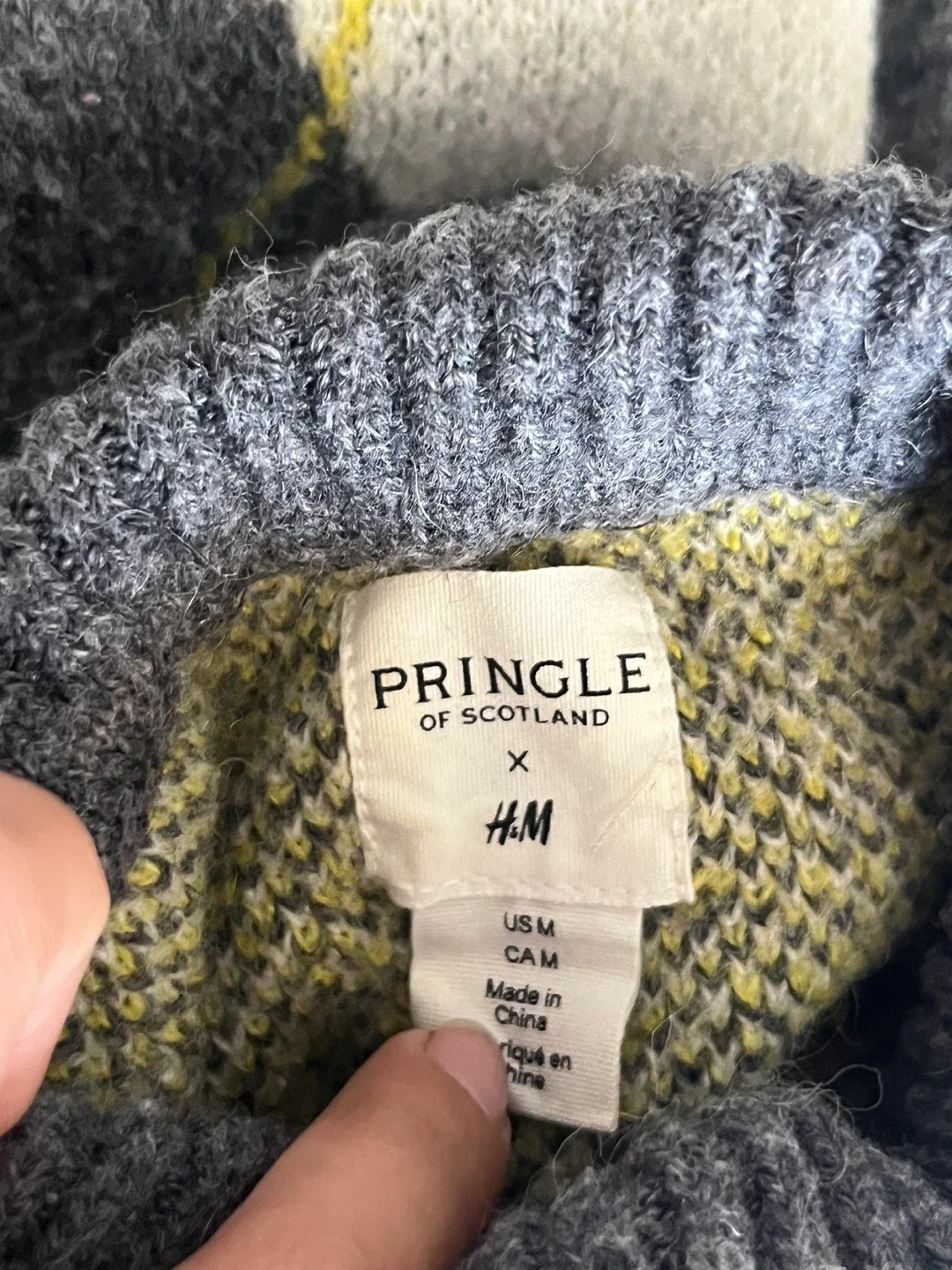 Pringle of Scotland x H&M Argyle Turtleneck Dress image indicator(2)