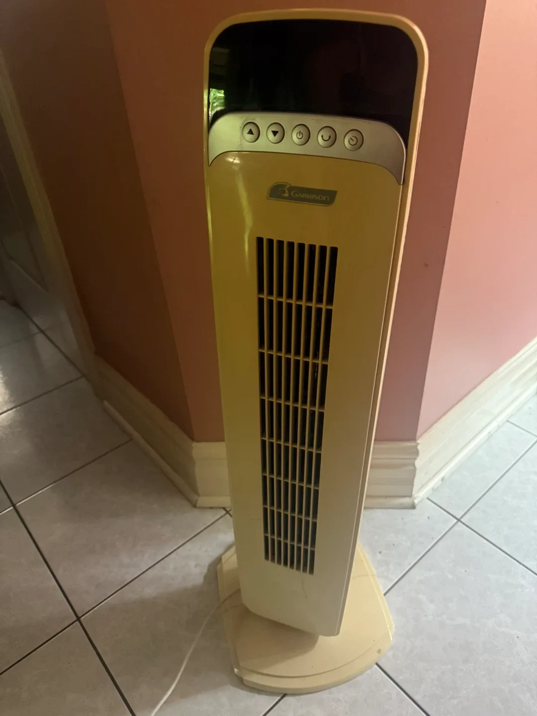 Garrison Tower Fan - all functions work perfect thumbnail