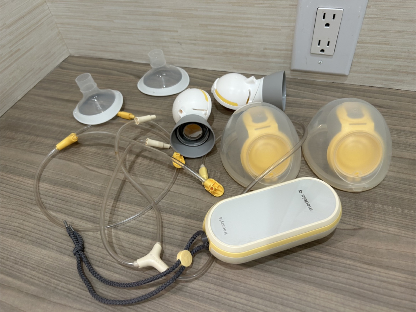 Medela Freestyle Breast Pump - photo 2